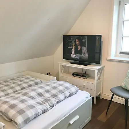 Deichhof-knudsen *